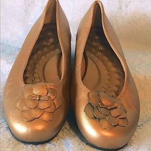 Walking Cradles Trina Gold Ballet Flat Size 9.5WW